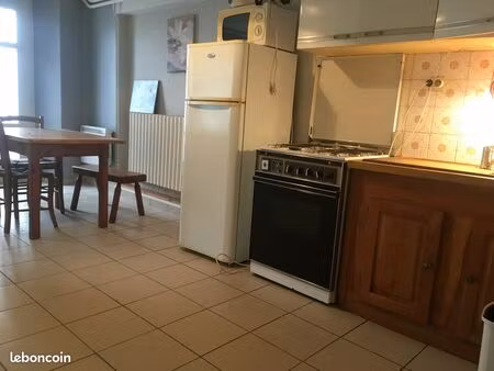 appartement de f2 + terrasse + cave