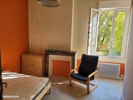 studio meublé proche du centre-ville