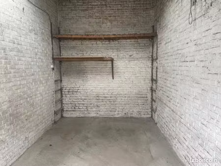 parking/box 15 m² valenciennes