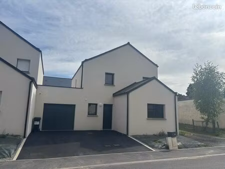 maison à louer chateaubourg