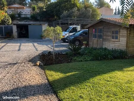 location terrain sanary/bandol