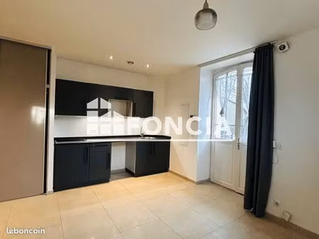 appartement 2 pièces 32.5m² à louer 799 - brunoy 91800