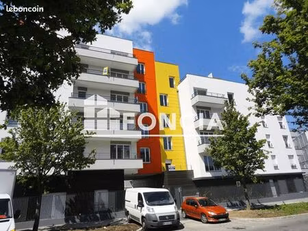 appartement 2 pièces 47.2m² à louer 850 - cergy saint christophe 95000
