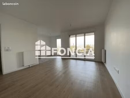 appartement 3 pièces 63.58m² à louer 1370 - colombes 92700