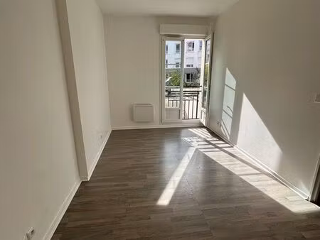 à louer - appartement 37 75 m2 - t2