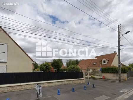 stationnement à louer 65 - persan 95340