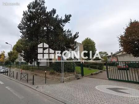 stationnement à louer 65 - pierrefitte 93380