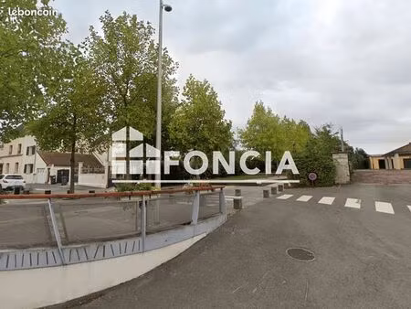 stationnement à louer 120 - roissy en france 95700