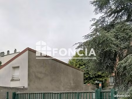 stationnement à louer 90 - villejuif 94800