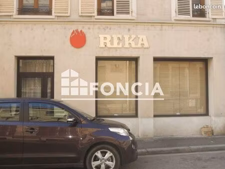 local commercial 48.13m² à louer 745 - meulan 78250