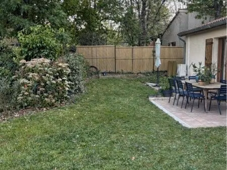 maison meublée avec jardin et garage