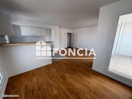 appartement 3 pièces 77.81m² à louer 1081 - evry 91000