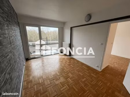 appartement 4 pièces 75.33m² à louer 1190 - evry 91000