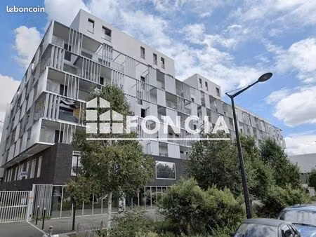 appartement 3 pièces 64.4m² à louer 1525 - ivry sur seine 94200