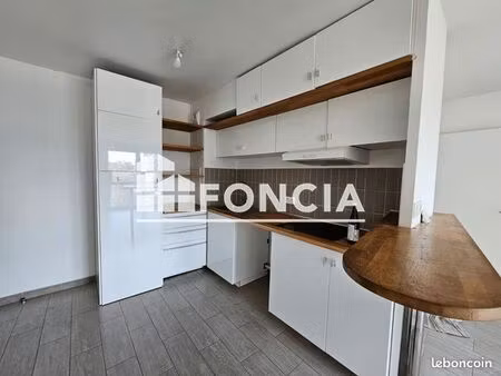 appartement 34.33m² à louer 826.64 - ivry-sur-seine 94200