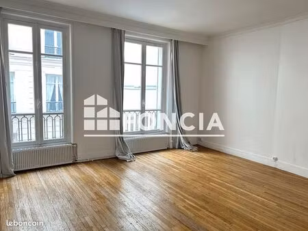 appartement 2 pièces 51.94m² à louer 1792 - paris 75017