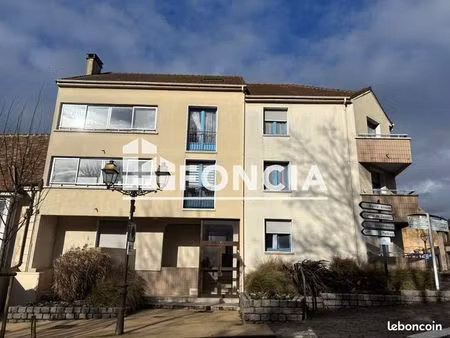 appartement 31.15m² à louer 865 - roissy en france 95700