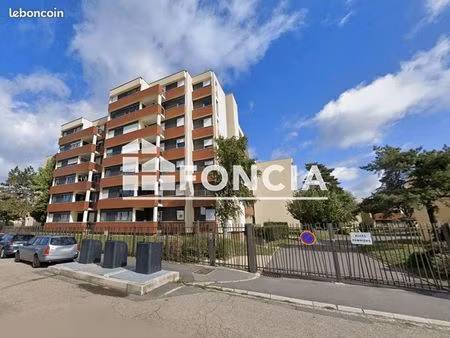 stationnement 10m² à louer 98 - le plessis bouchard 95130