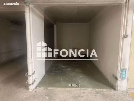 stationnement à louer 160 - paris 75009