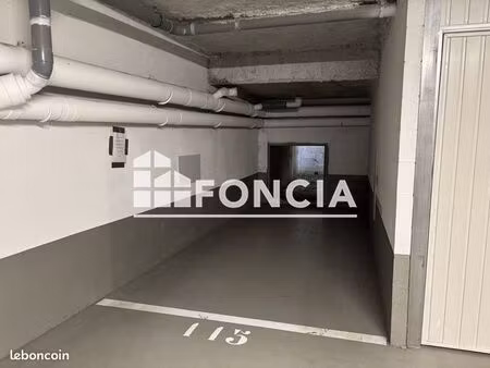 stationnement à louer 69 - saint-cyr-l'ecole 78210