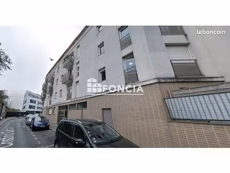 stationnement à louer 100 - la plaine saint denis 93210