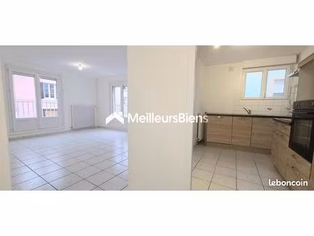 propriété 5 pièces 102 m²