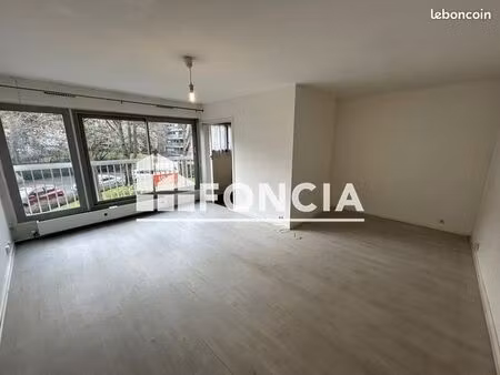 appartement 40.35m² à louer 682.67 - brunoy 91800