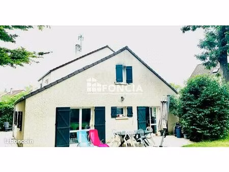 appartement meublé 11.88m² à louer 588 - evry 91000