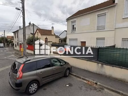 stationnement à louer 115 - arnouville 95400