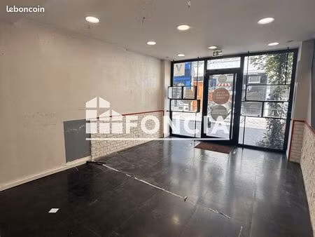 local commercial 2 pièces 49.38m² à louer 1030 - melun 77000