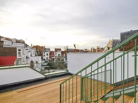 appartement à louer à saint-gilles € 2.550 (lneee) - eurorent | zimmo