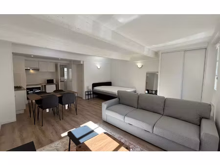 location appartement  37.8 m² t-1 à toulon  680 €
