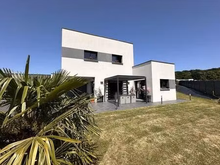 maison contemporaine  equipements haut de gamme  50 min de deauville