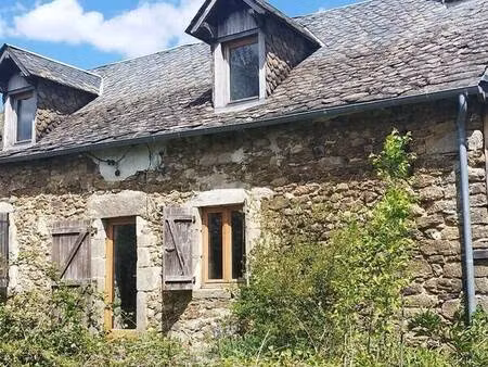 maison en pierres à terminer de rénover sur 2888m² de terrain