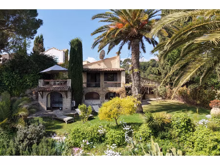 vente maison 4 pièces 120 m² cagnes-sur-mer (06800)