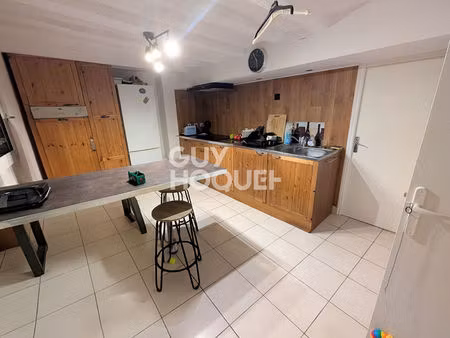 immeuble chateau gontier sur mayenne 6 pièce(s) 85 m2