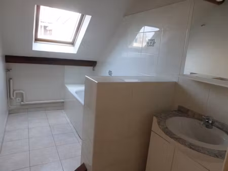 reims  hypercentre  appartement f3