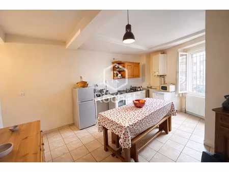 bel appartement t2 de 63 m2