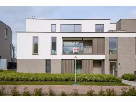 exclusief nieuwbouwappartement van 170 m² met terras en dubbele garage in elewijt