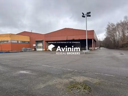 location entrepôt 3 700 m²