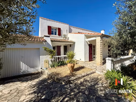 villa proche commodités au coeur de la vaunage