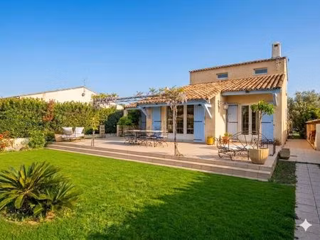 la barben - maison de caractère 153 m² - terrain 1 700 m²