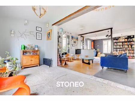 grande maison à colombages avec jardin en plein centre-ville de nogent-sur-marne