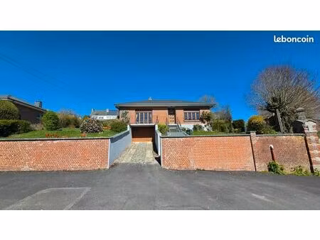 maison individuelle de plain pied sur sous-sol située à sains-du-nord
