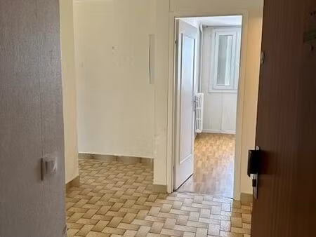 location appartement f 4
