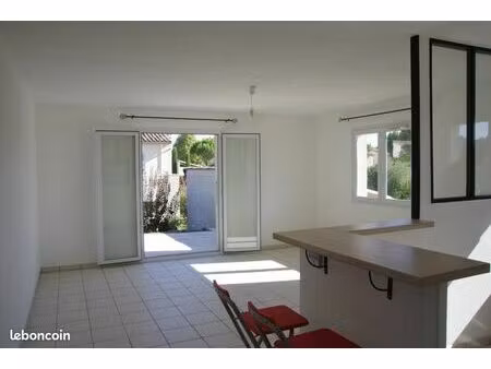 loue appartement t4 jardin terrasses piscine tennis montelimar