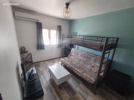 appart meublé 2 pièces charges comprises (eau/électricité/tom)