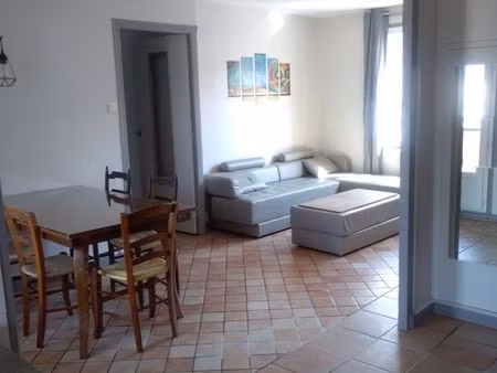 appartement meublé t4 à louer