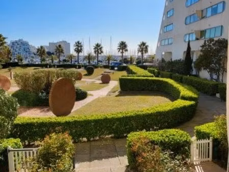 location studio la grande pyramide - la grande motte