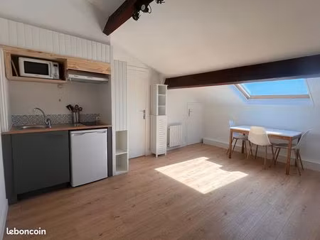 muret / proche gare – agréable studio meublé